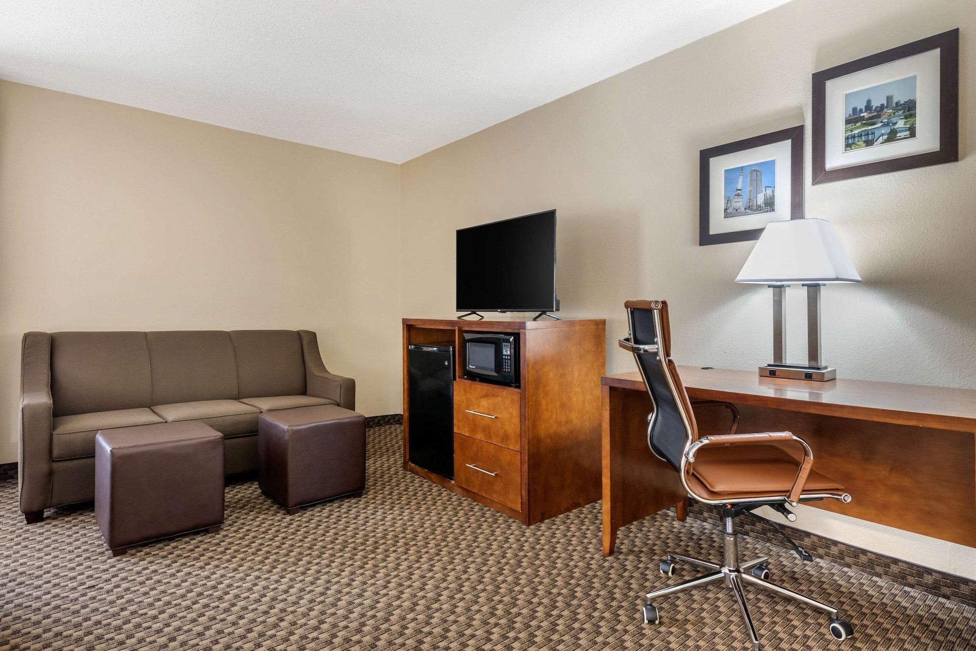 Comfort Inn South Индианаполис Екстериор снимка