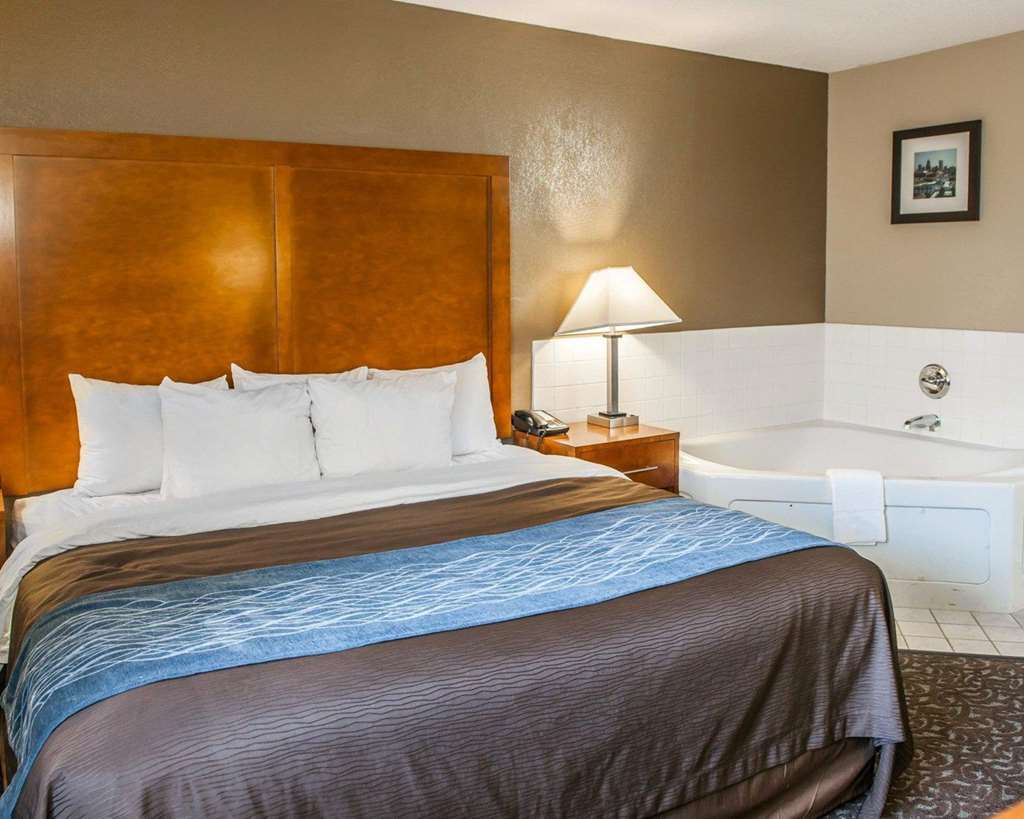 Comfort Inn South Индианаполис Стая снимка